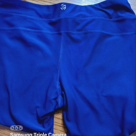 Impact Jillian Michael's work out pants XL. BLUE cut out at the bottom of leg - Picture 3 of 4